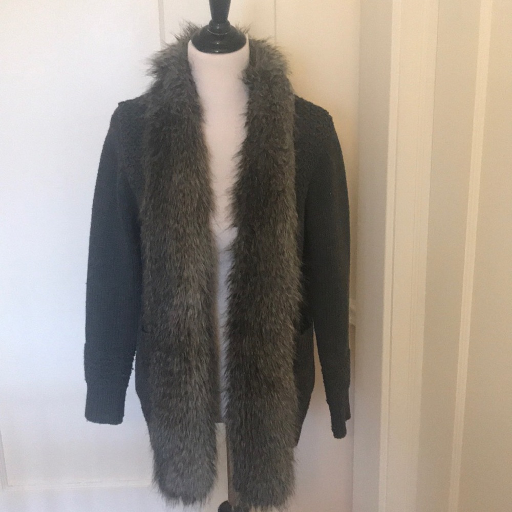 Super cute faux fur seater cardigan